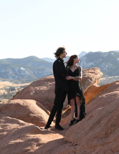 engagement photos on red rocks