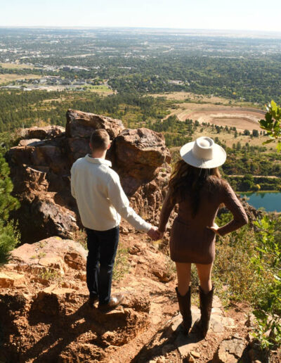 engagement photos from a bluff